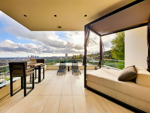 Los Angeles Home 999426
