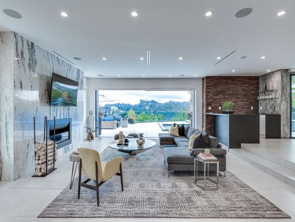 Los Angeles Home 999427