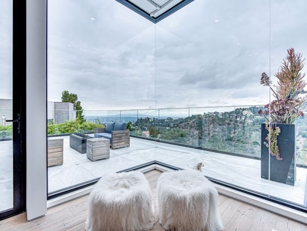 Los Angeles Home 999427