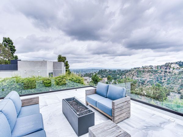 Los Angeles Home 999427