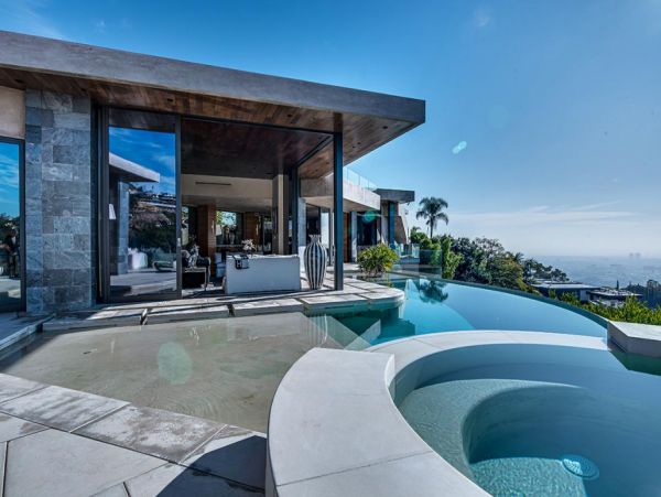 Los Angeles Home 999428