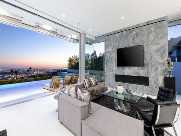 Los Angeles Home 999429