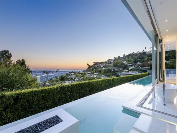 Los Angeles Home 999429
