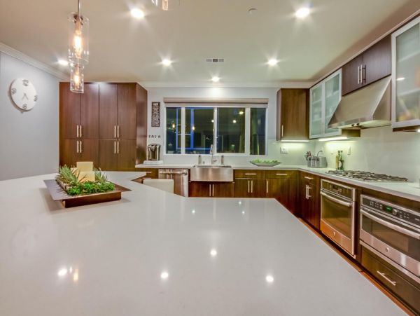 Los Angeles Home 999431
