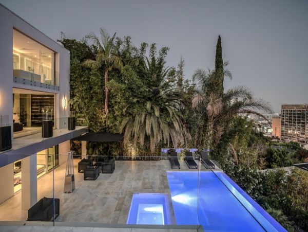 Los Angeles Home 999434