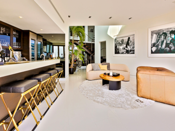 Los Angeles Home 999435