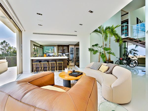 Los Angeles Home 999435
