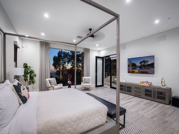 Los Angeles Home 999436
