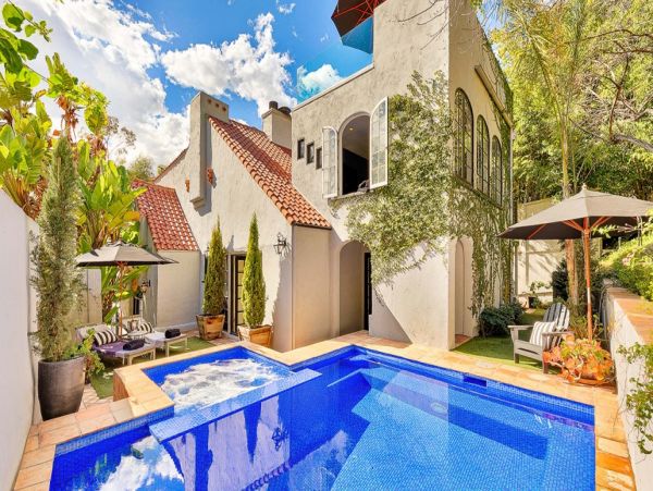 Los Angeles Home 999439