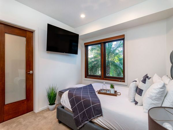 Los Angeles Home 999441
