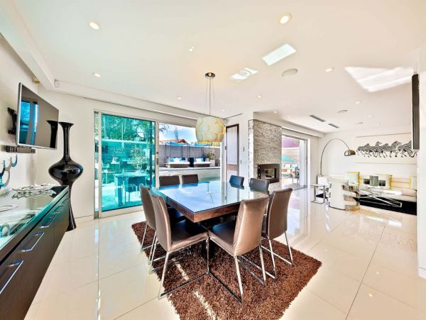 Los Angeles Home 999444