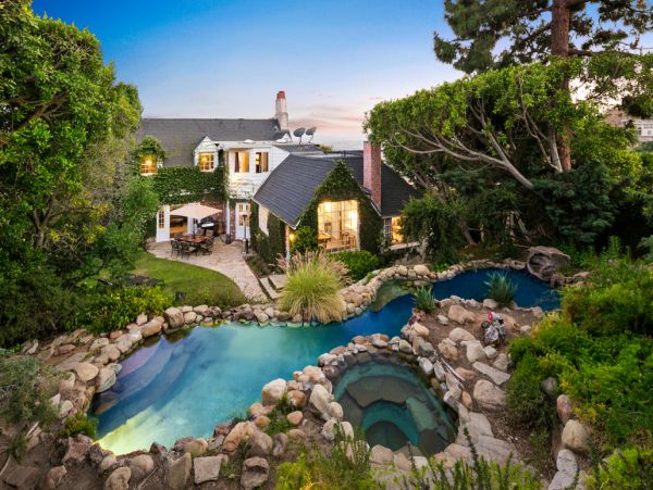 Los Angeles Home 999445