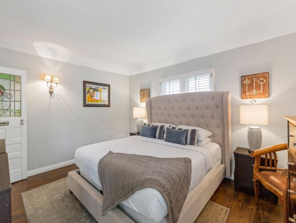Los Angeles Home 999445