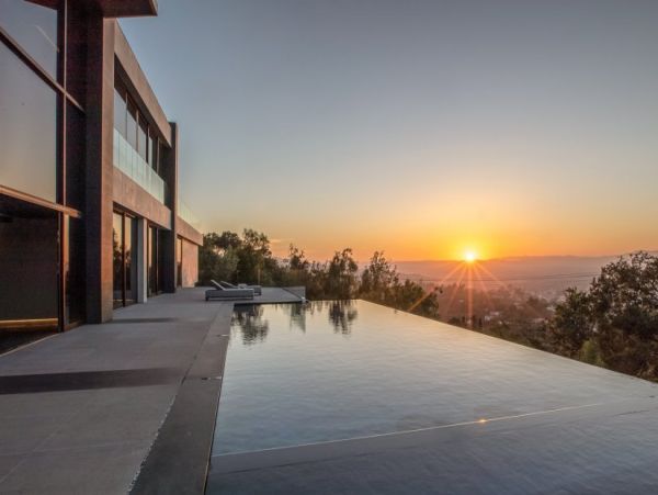 Los Angeles Home 999446