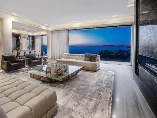 Los Angeles Home 999446