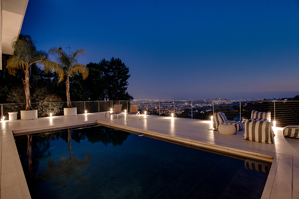 Los Angeles Home 999447