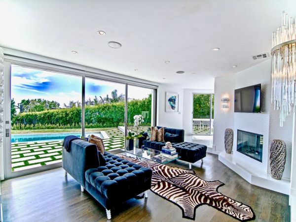 Los Angeles Home 999448
