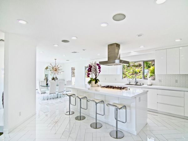 Los Angeles Home 999448