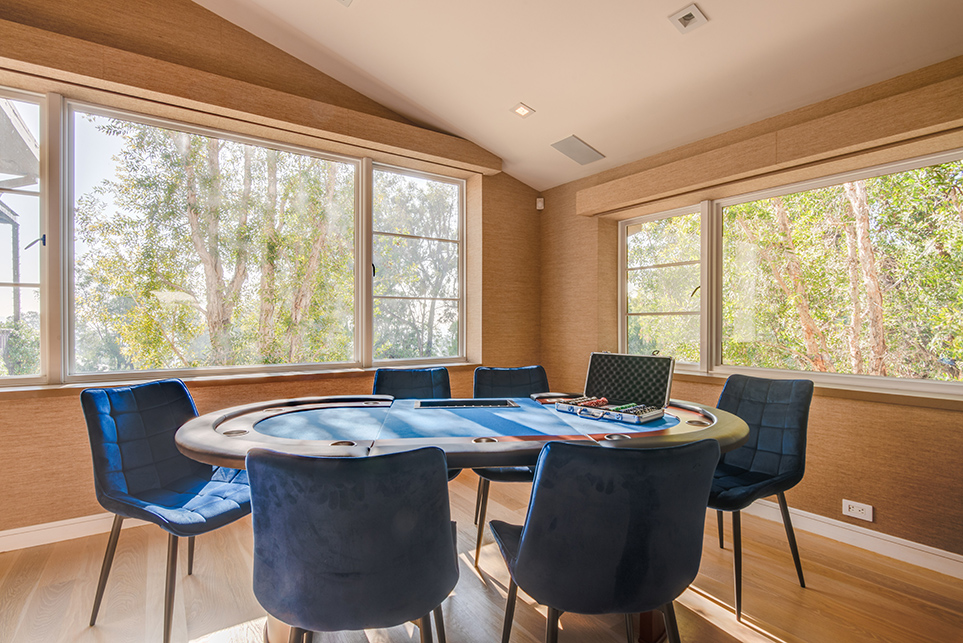 Los Angeles Home 999453