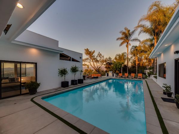 Los Angeles Home 999457