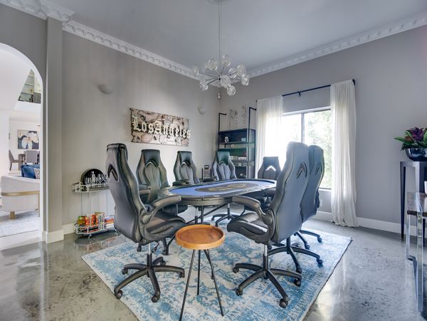 Los Angeles Home 999458