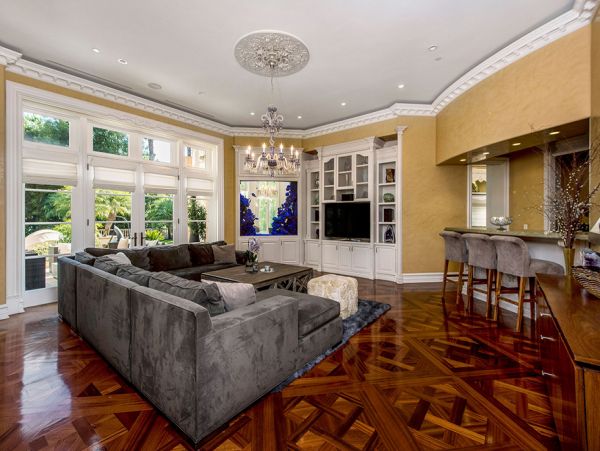Los Angeles Home 999461