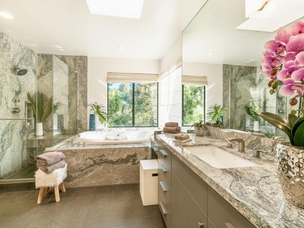Los Angeles Home 999464