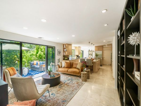 Los Angeles Home 999464