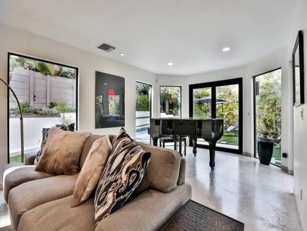 Los Angeles Home 999464