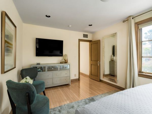 Luxury Beverly Hills 6 Bedroom Home Private Pool & Spa