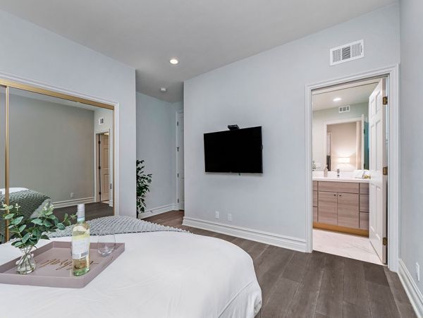 Los Angeles Home 999469