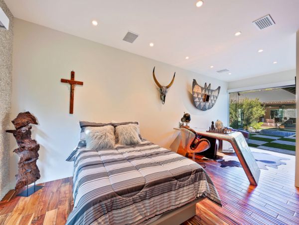 Los Angeles Home 999471
