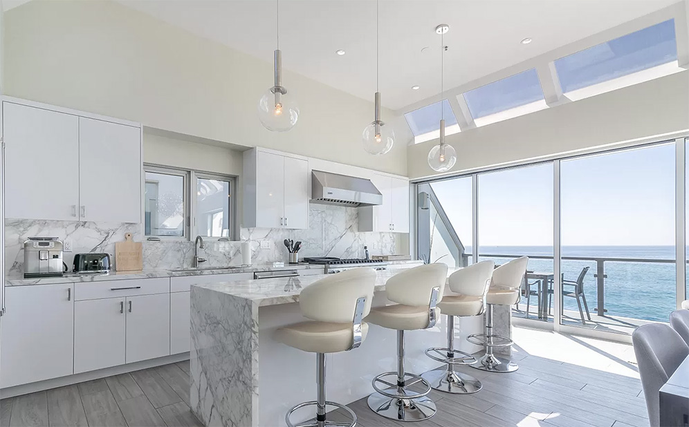 Los Angeles Home 999472