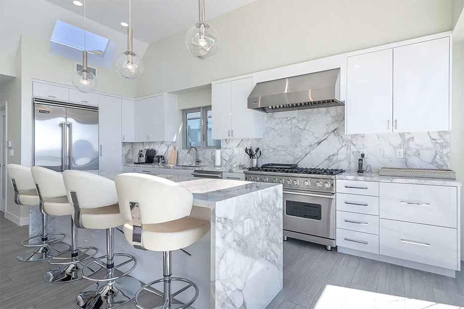 Los Angeles Home 999472