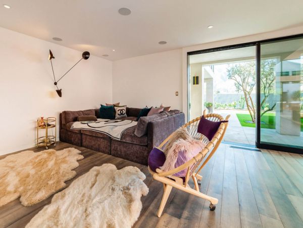 Los Angeles Home 999473