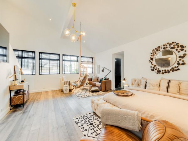 Los Angeles Home 999473