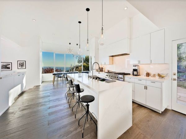 Los Angeles Home 999474