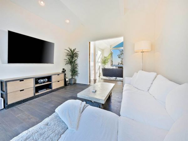 Los Angeles Home 999474
