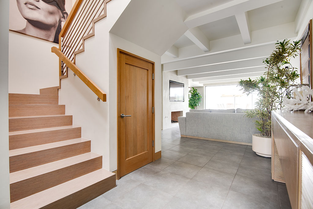 Los Angeles Home 999477