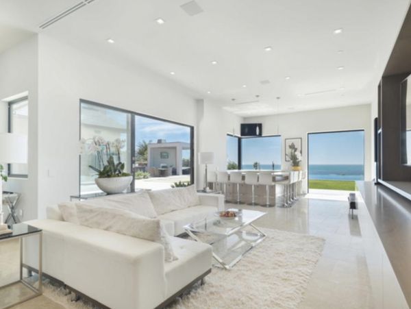 Los Angeles Home 999479