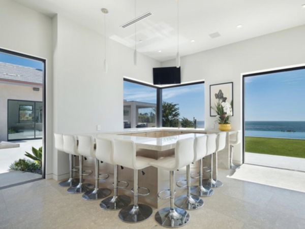 Los Angeles Home 999479