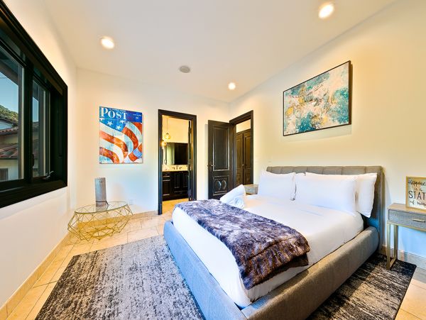 Los Angeles Home 999481