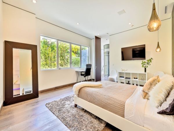 Los Angeles Home 999488