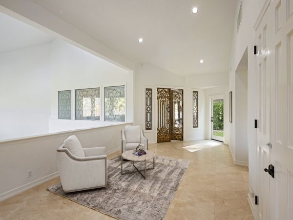 Los Angeles Home 999490