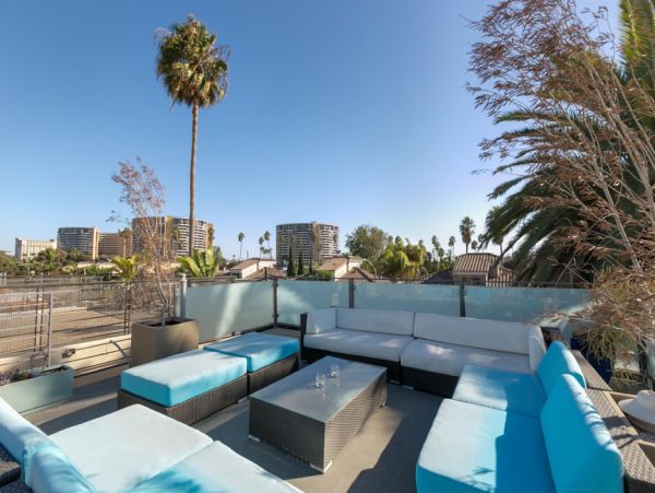 Los Angeles Home 999493