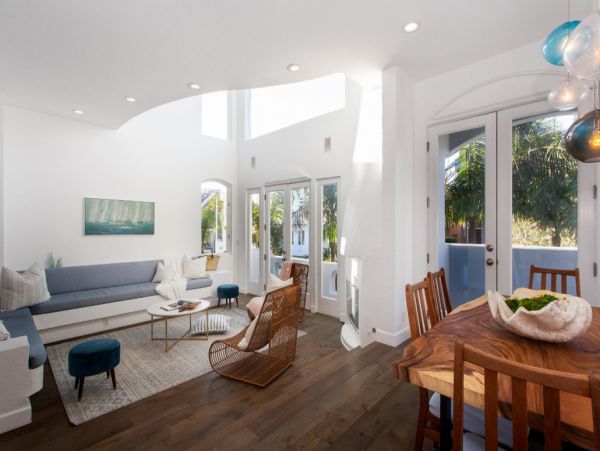 Los Angeles Home 999495