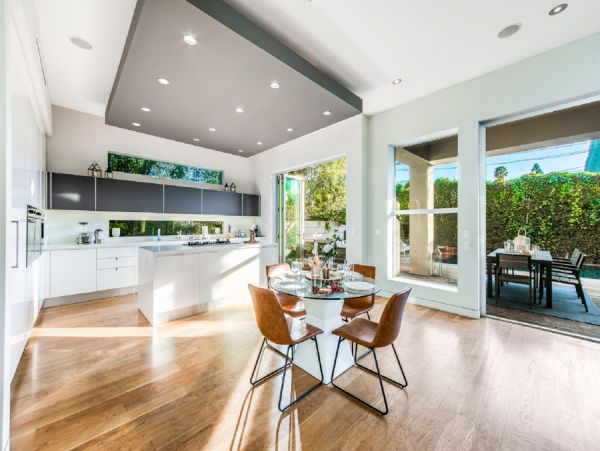 Los Angeles Home 999498