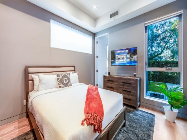 Los Angeles Home 999498