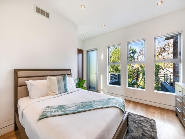 Los Angeles Home 999498