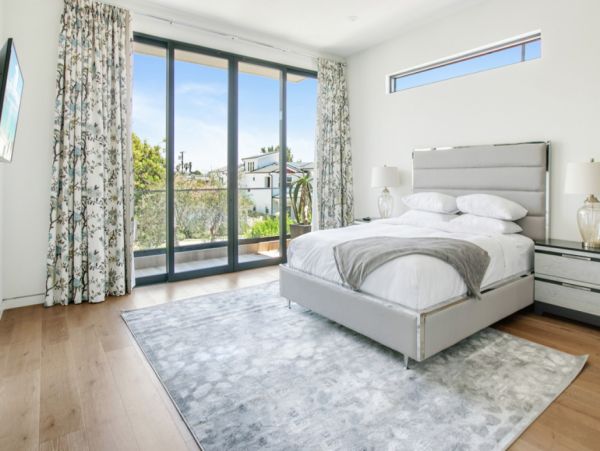 Los Angeles Home 999499